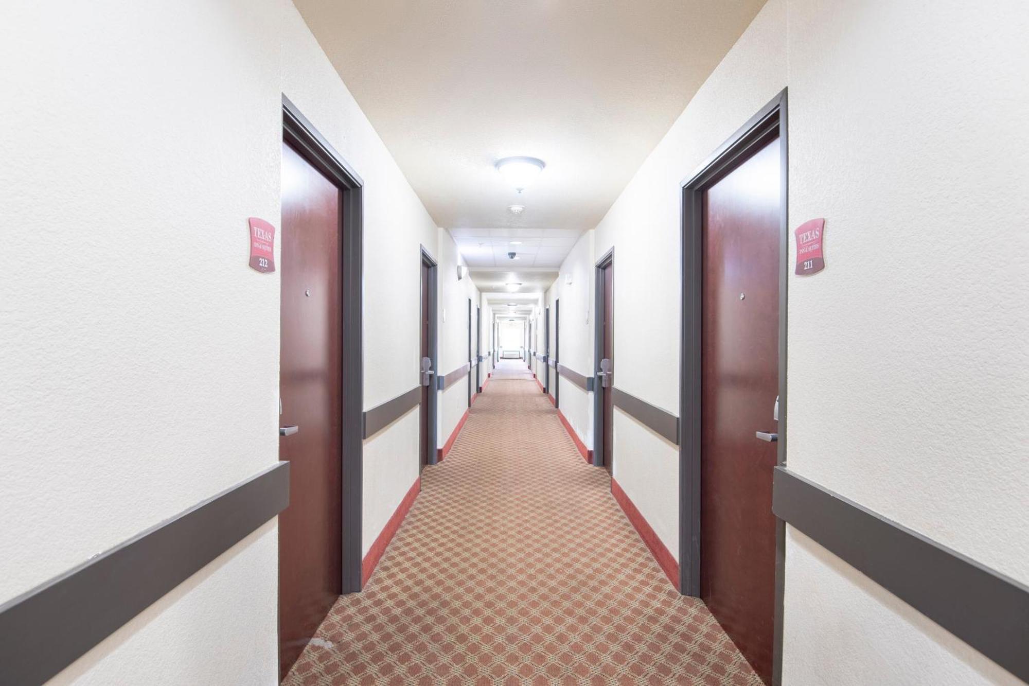 Oyo Townhouse Clute Lake Jackson 외부 사진