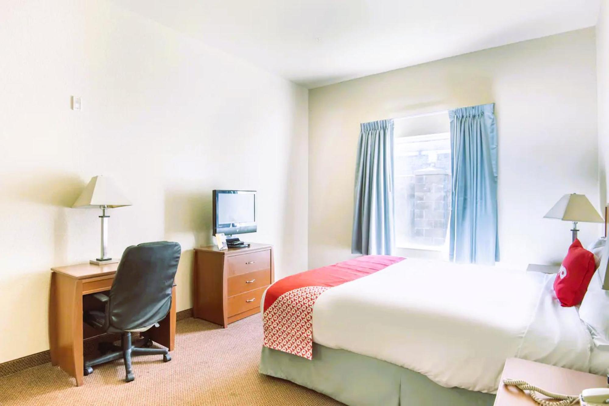 Oyo Townhouse Clute Lake Jackson 외부 사진